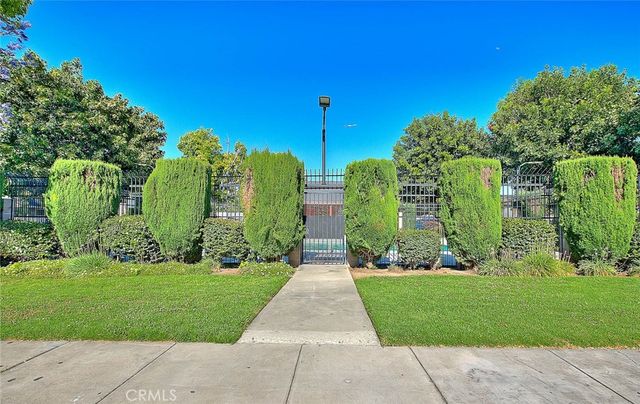 1104 S Mantle Lane 28D, Santa Ana, CA 92705