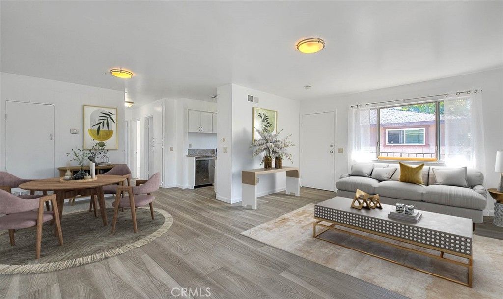 1104 S Mantle Lane 28D, Santa Ana, CA 92705