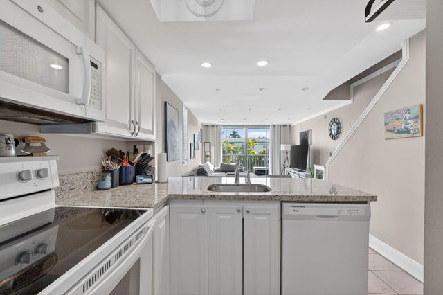 1531 SE 15th Street 6, Fort Lauderdale, FL 33316