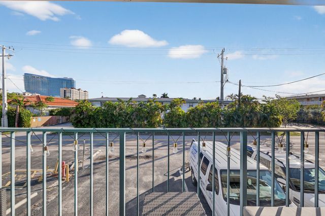 1531 SE 15th Street 6, Fort Lauderdale, FL 33316