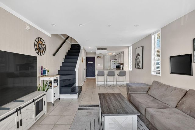 1531 SE 15th Street 6, Fort Lauderdale, FL 33316