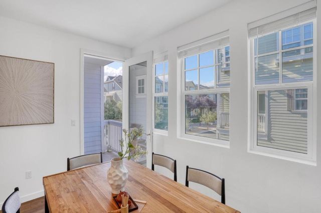 229 Orbit Way, Mountain View, CA 94043