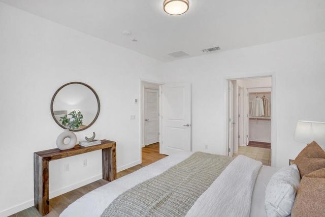 229 Orbit Way, Mountain View, CA 94043