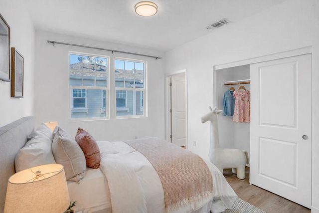 229 Orbit Way, Mountain View, CA 94043