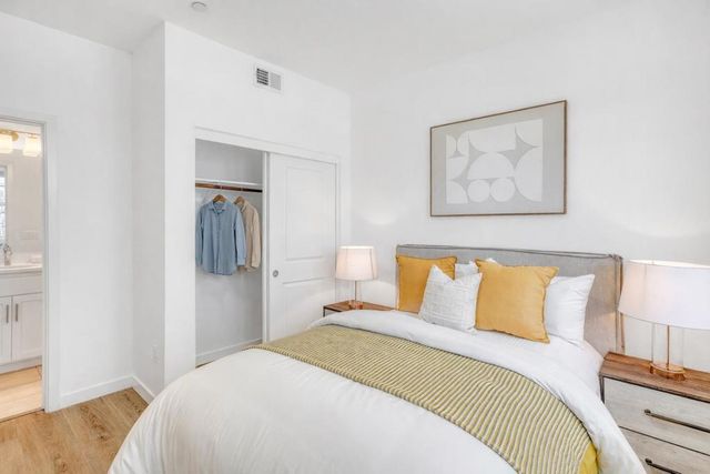 229 Orbit Way, Mountain View, CA 94043