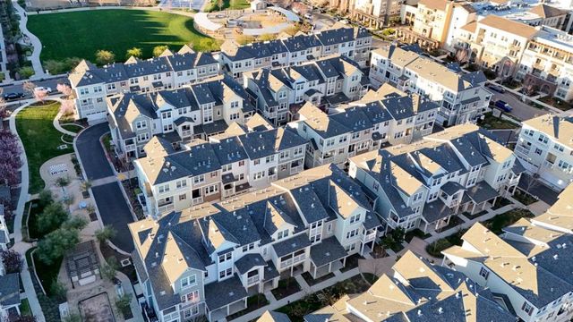 229 Orbit Way, Mountain View, CA 94043