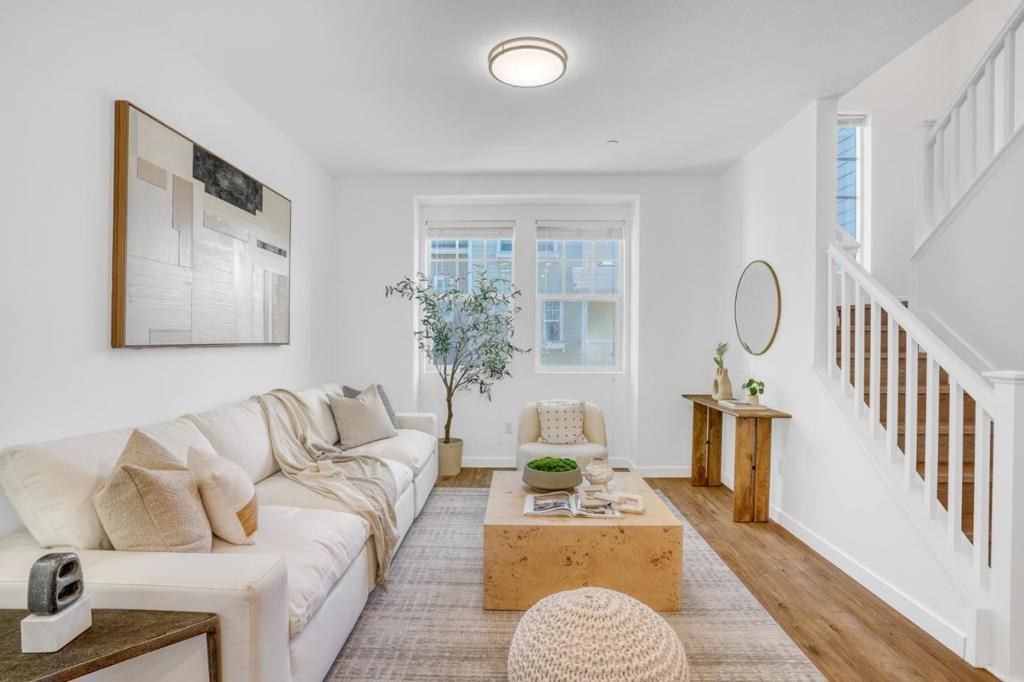 229 Orbit Way, Mountain View, CA 94043