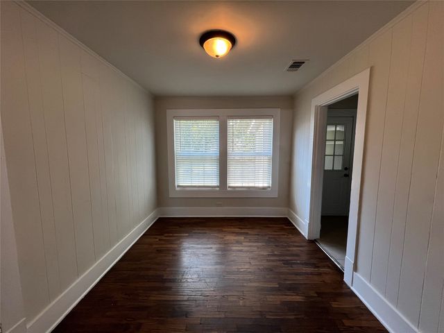 118 N Mckown Avenue, Sherman, TX 75092