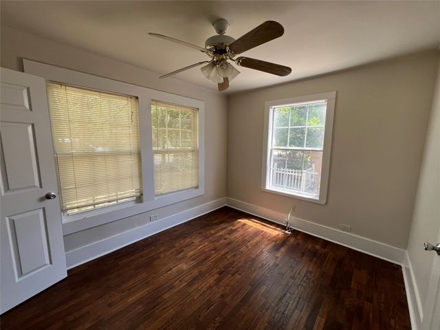 118 N Mckown Avenue, Sherman, TX 75092