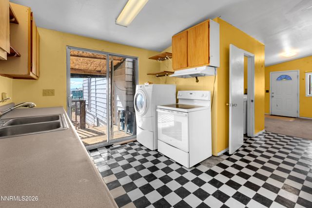 170 Heritage Drive, Sun Valley, NV 89433
