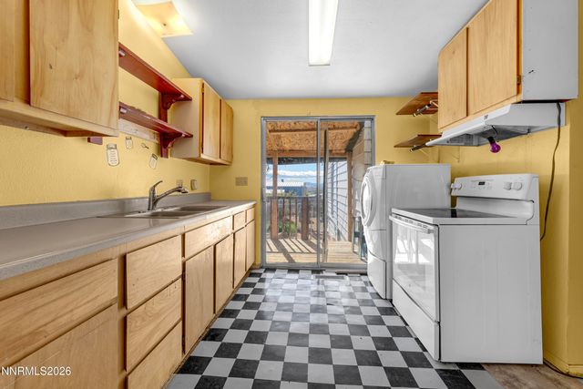 170 Heritage Drive, Sun Valley, NV 89433