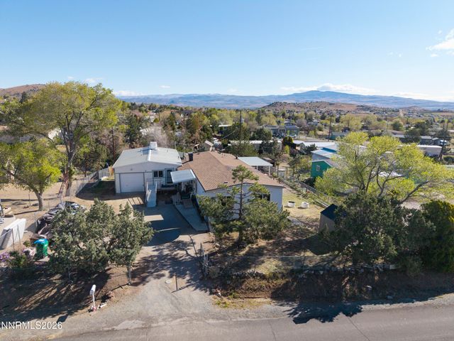 170 Heritage Drive, Sun Valley, NV 89433