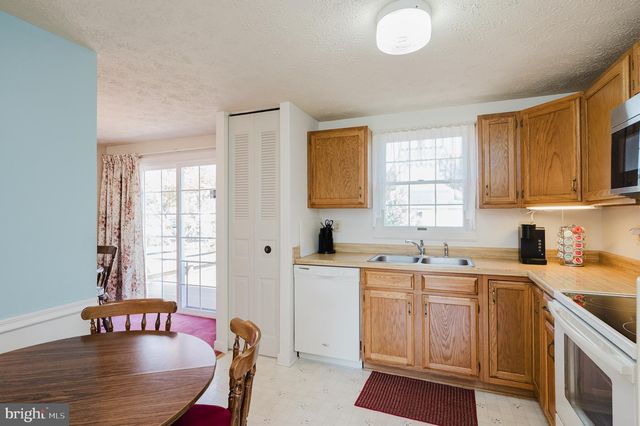 10 MELANIE CT, Baltimore, MD 21234
