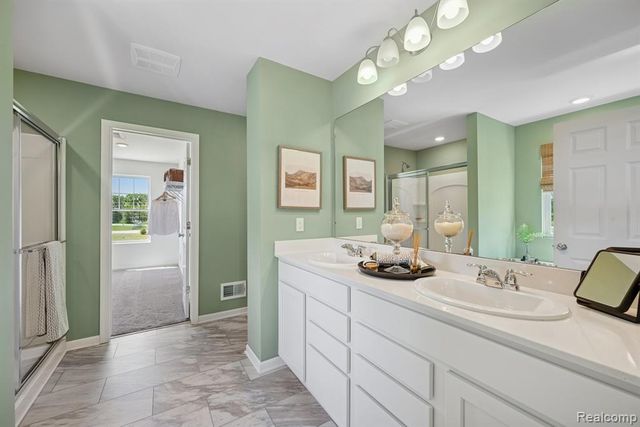 34433 Sandpiper Court, Chesterfield, MI 48047