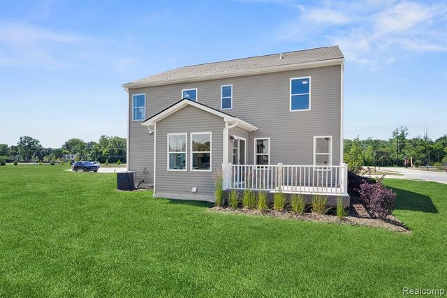 34433 Sandpiper Court, Chesterfield, MI 48047