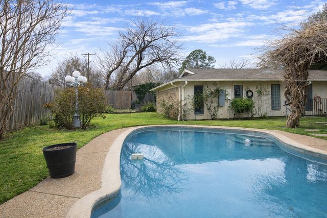 6209 Trail Lake Drive, Fort Worth, TX 76133