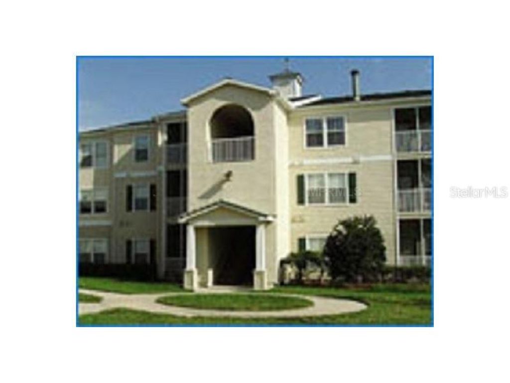 18436 BRIDLE CLUB DRIVE 13, Tampa, FL 33647