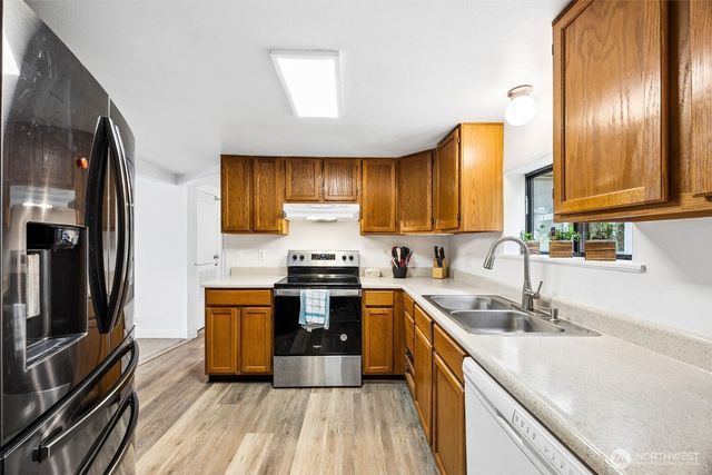 18905 8th Avenue E, Spanaway, WA 98387