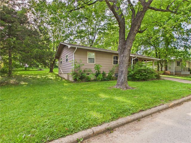 804 N Robinson, Harrison, AR 72601