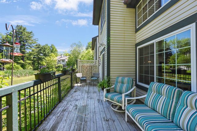 29 Lake Forest Drive, Burlington, VT 05401