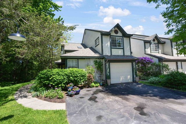 29 Lake Forest Drive, Burlington, VT 05401