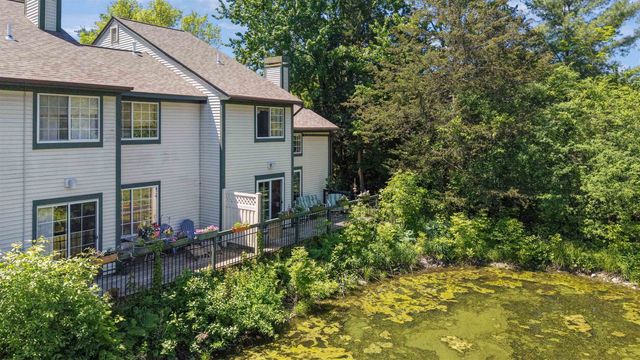 29 Lake Forest Drive, Burlington, VT 05401