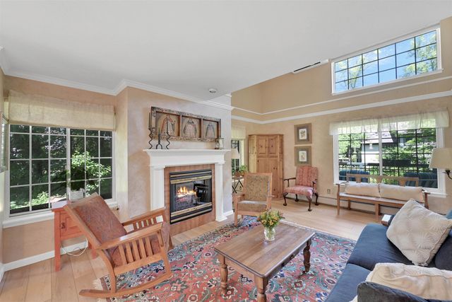 29 Lake Forest Drive, Burlington, VT 05401