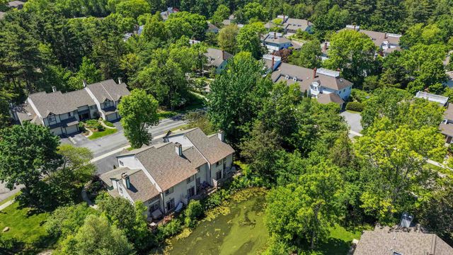 29 Lake Forest Drive, Burlington, VT 05401