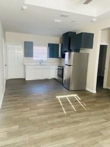 1000 W La Pointe Avenue 2, Mission, TX 78573