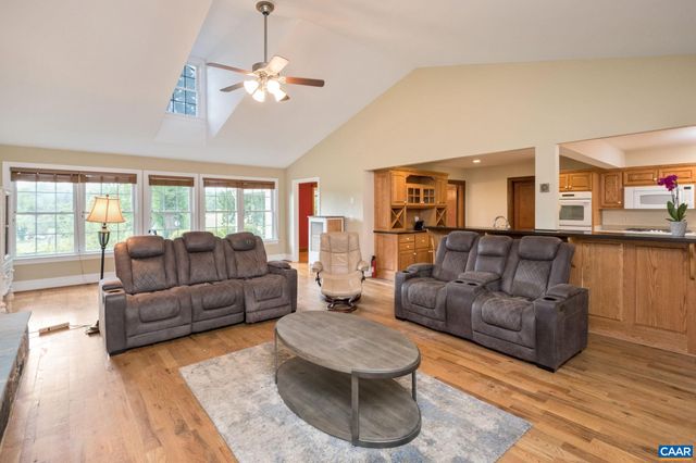 295 FAIRGROUND RD, Madison, VA 22727