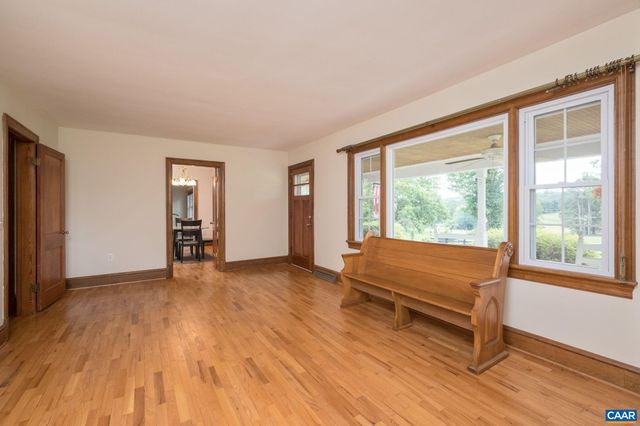 295 FAIRGROUND RD, Madison, VA 22727