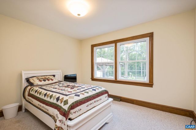 295 FAIRGROUND RD, Madison, VA 22727