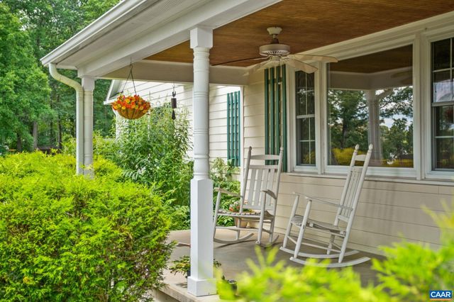 295 FAIRGROUND RD, Madison, VA 22727
