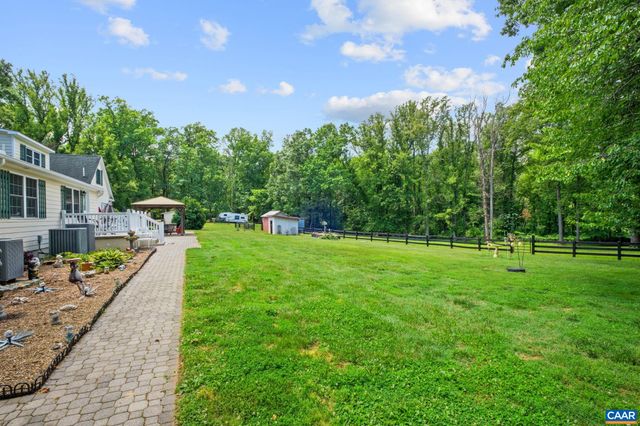295 FAIRGROUND RD, Madison, VA 22727