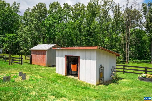 295 FAIRGROUND RD, Madison, VA 22727