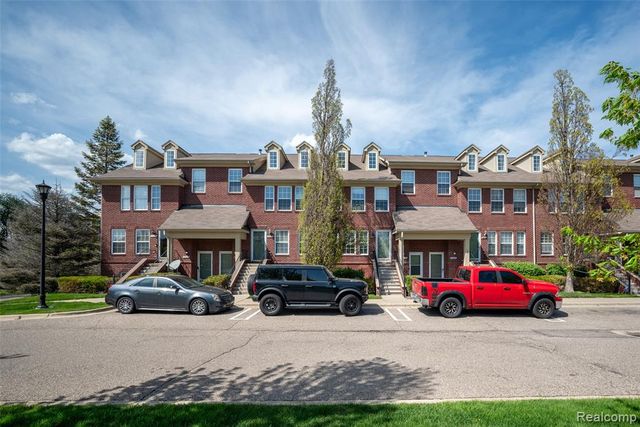 15650 Stone Crossing Drive, Southfield, MI 48075