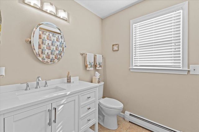 19 Dubois Drive, South Burlington, VT 05403