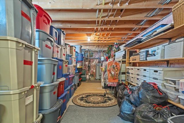 19 Dubois Drive, South Burlington, VT 05403