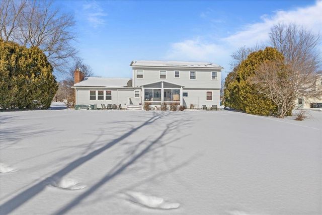 19 Dubois Drive, South Burlington, VT 05403