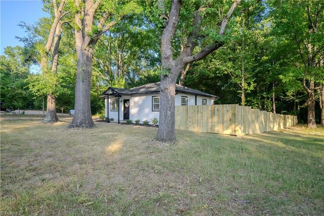 4502 Summit Avenue, Greensboro, NC 27405