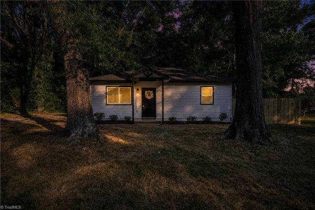 4502 Summit Avenue, Greensboro, NC 27405