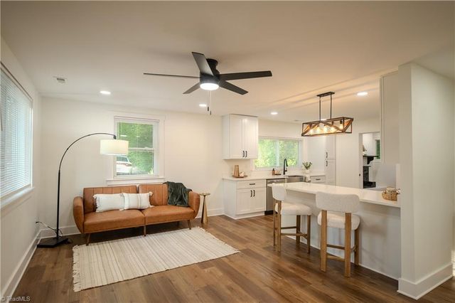4502 Summit Avenue, Greensboro, NC 27405