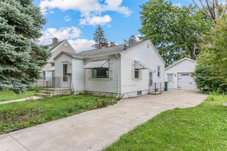 910 WILSON AVENUE, Green Bay, WI 54303