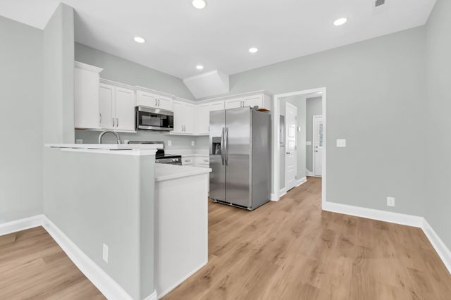 205 Robert St, Clarksville, TN 37040