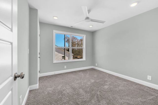 205 Robert St, Clarksville, TN 37040