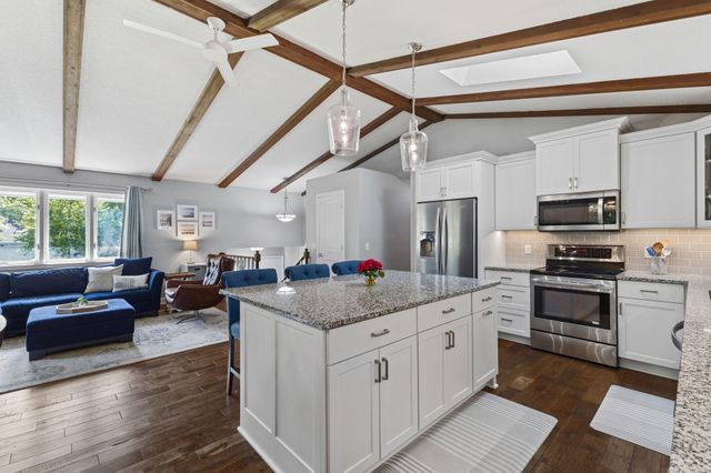 216 Forestview Lane N, Plymouth, MN 55441