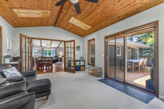 216 Forestview Lane N, Plymouth, MN 55441