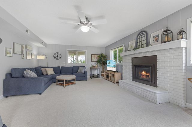 216 Forestview Lane N, Plymouth, MN 55441