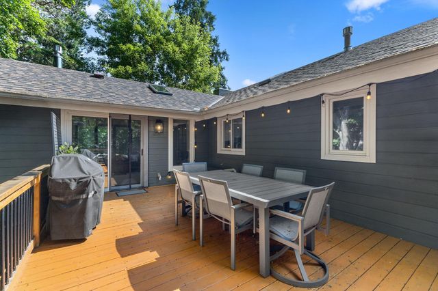 216 Forestview Lane N, Plymouth, MN 55441