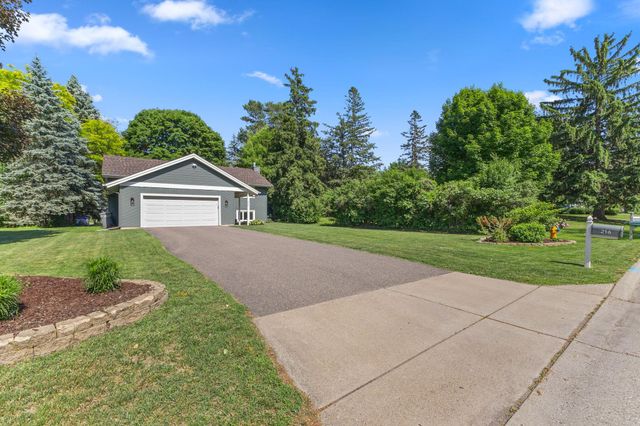 216 Forestview Lane N, Plymouth, MN 55441